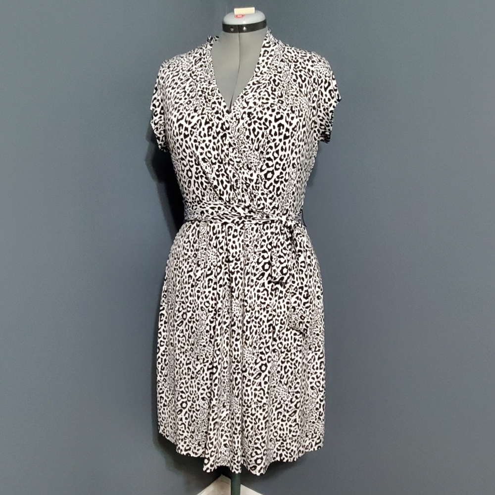 Liz Claiborne Black and White Animal Leopard Print Midi Dress